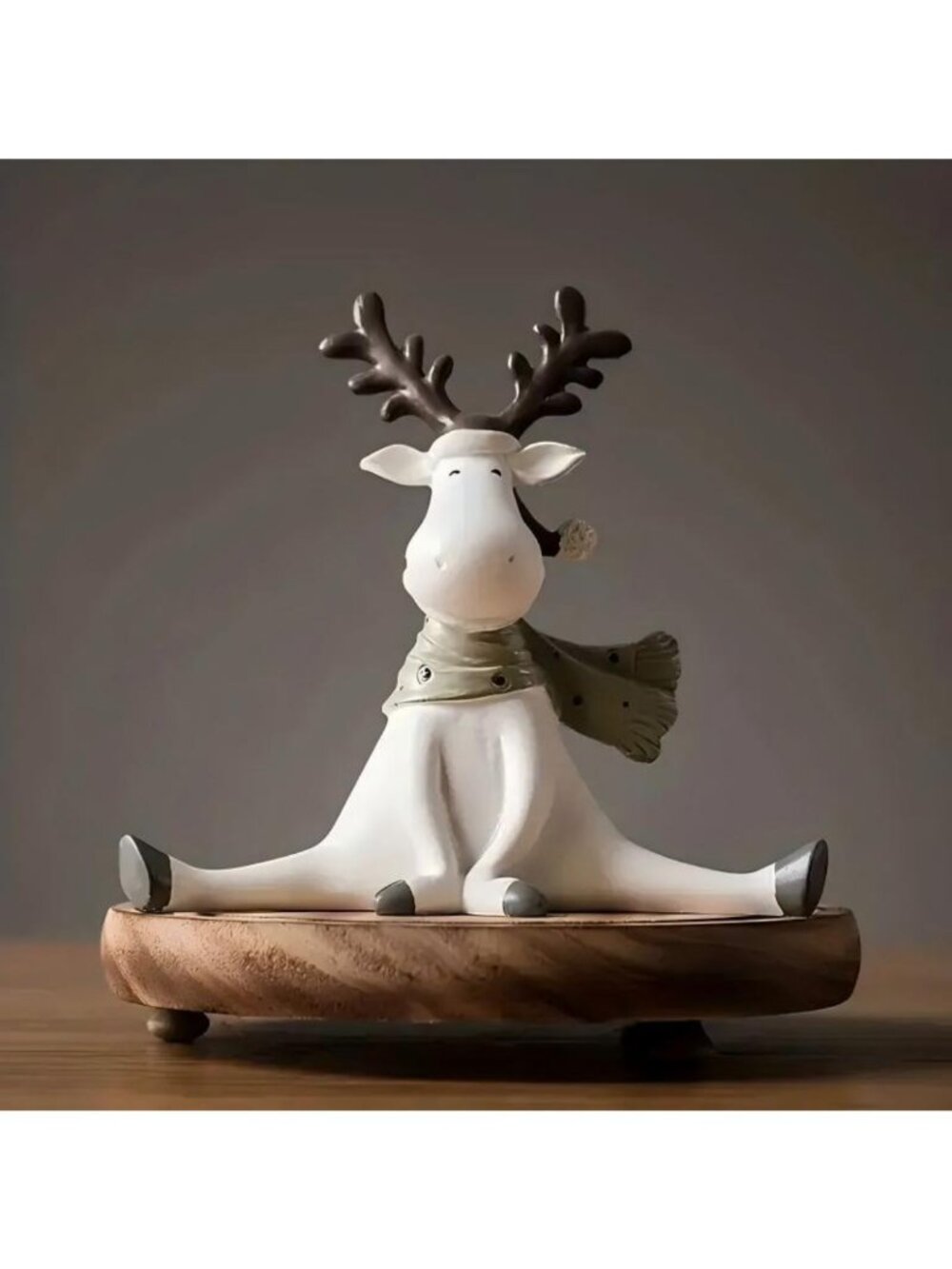 Creative Yoga Deer Model with Yoga Mat, Resin Carfts, Office Desk Figurines
